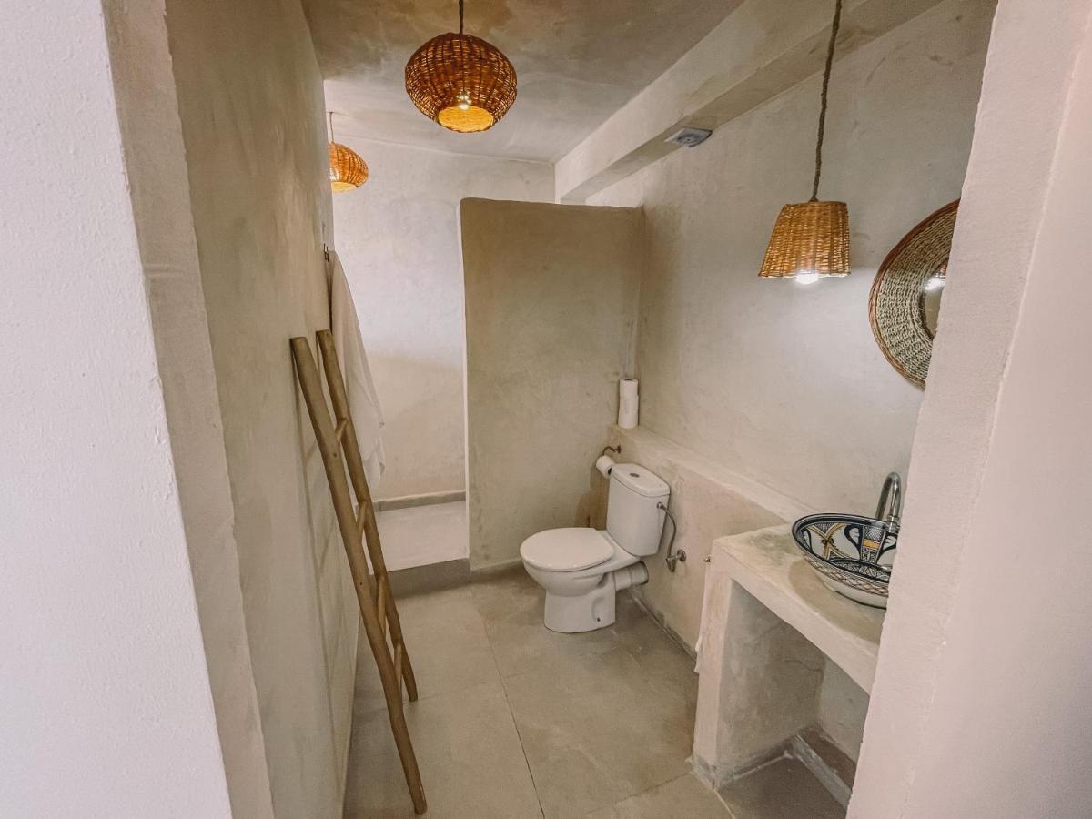 Blue Waves Surf House Hotell Agadir Exteriör bild